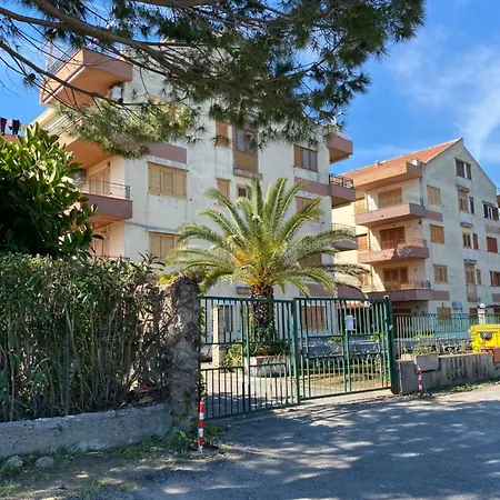 Golfo Di Tindari Apartment