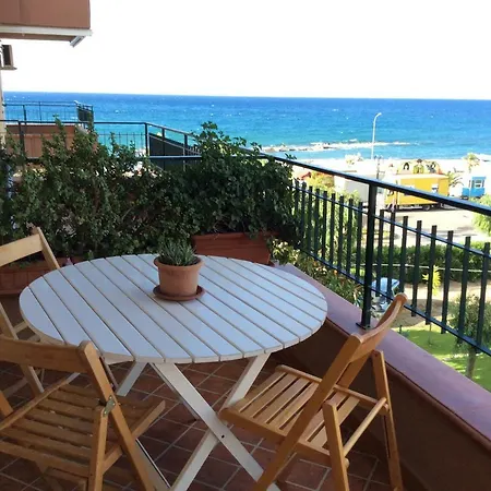Golfo Di Tindari Apartment Falcone