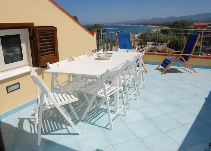Golfo Di Tindari 아파트 *